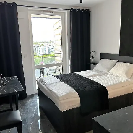 33 Modern Apartmán Varšava