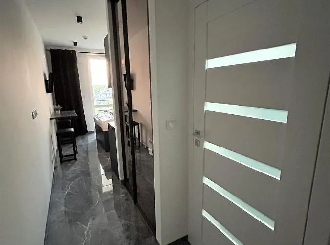 33 Modern Daire Varşova