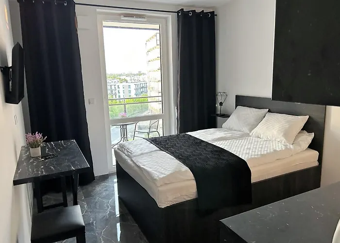 33 Modern Daire Varşova